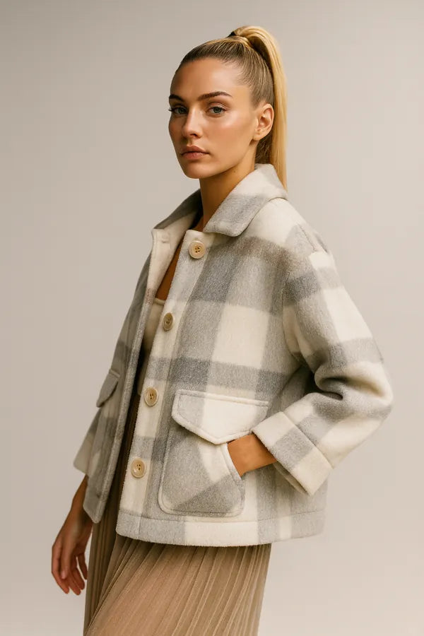 Casaco de peles artificiais com mistura de lã para senhora