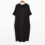 Chic Black Maxi Dress: Versatile & Elegant Fashion-1