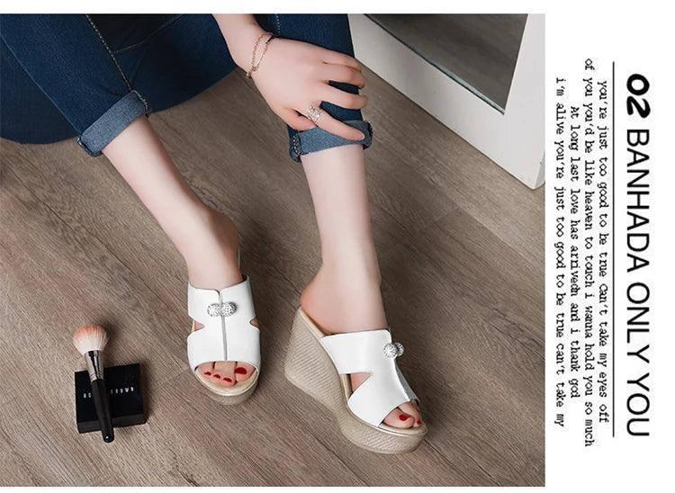 Chic White Wedge Sandals: Elevate Your Style-4