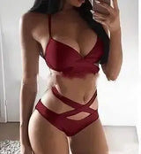 Sexy Black And White Color Matching Bikini Women'S Split-Redwine-12